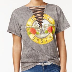 Guns N Roses Distressed Grey V-neck T-shirt Women’s size S